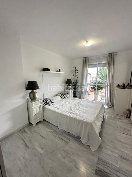 Foto e9527c6a-df04-4e48-9186-2841cbff75ca. Pis amb calefacció aparcament piscina a Zona Centro Comercial Torrequebrada Benalmádena