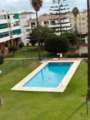 Pis a El Pinillo. Piso en venta en torremolinos, 3 dormitorios.