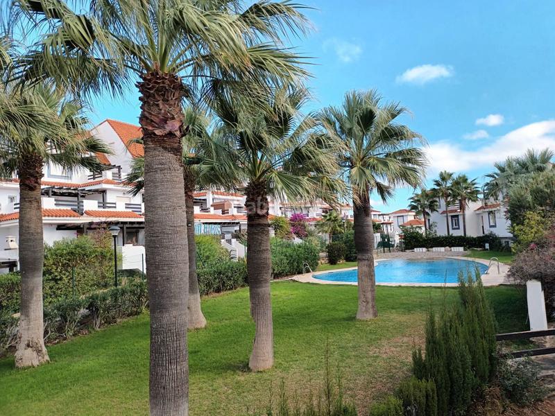 Foto 60c1e750-8d3e-4044-ace9-8e9d77d66d0f. Duplex with heating pool in Alcorrín Manilva