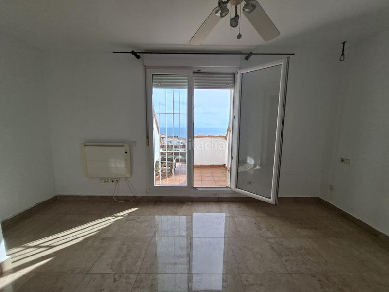 Foto fbdc3cd7-bedd-4810-a15d-2c6e97aca2fb. Duplex with heating pool in Alcorrín Manilva