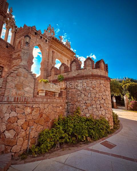 Foto 0b58e46f-a2a0-41f9-bab7-0077cbea3ec5. Autoparkplatz in Santangelo Benalmádena