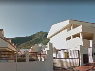 Car parking in Santangelo. Garaje en venta en santangelo.