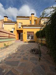 Reihenhaus in Cotomar. Adosado en venta en rincón de la victoria, 4 dormitorios.