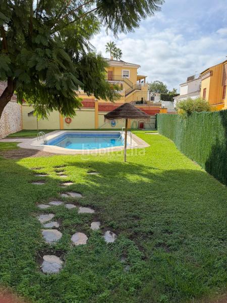 Foto 86deacbc-f050-49e0-8521-74b74d9ab135. Casa adossada amb calefacció aparcament piscina a Rincón de la Victoria