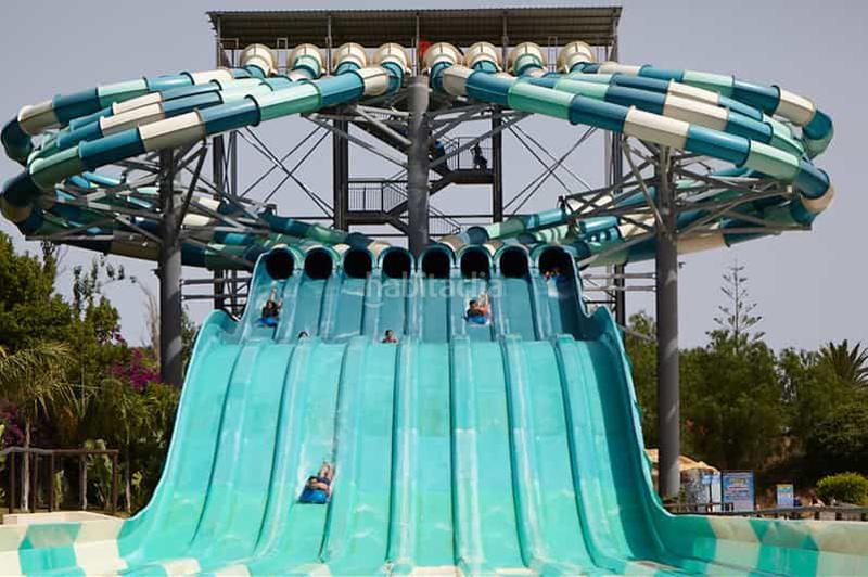 Foto 8dcf0384-7852-45fe-86b1-32f5acd4b56c. Appartement avec chauffage dans El Bajondillo Torremolinos