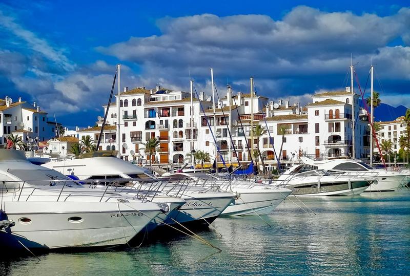 Foto 200e2d3d-a7bb-4447-ae2b-6c263e589877. Penthouse with heating in Chullera Manilva