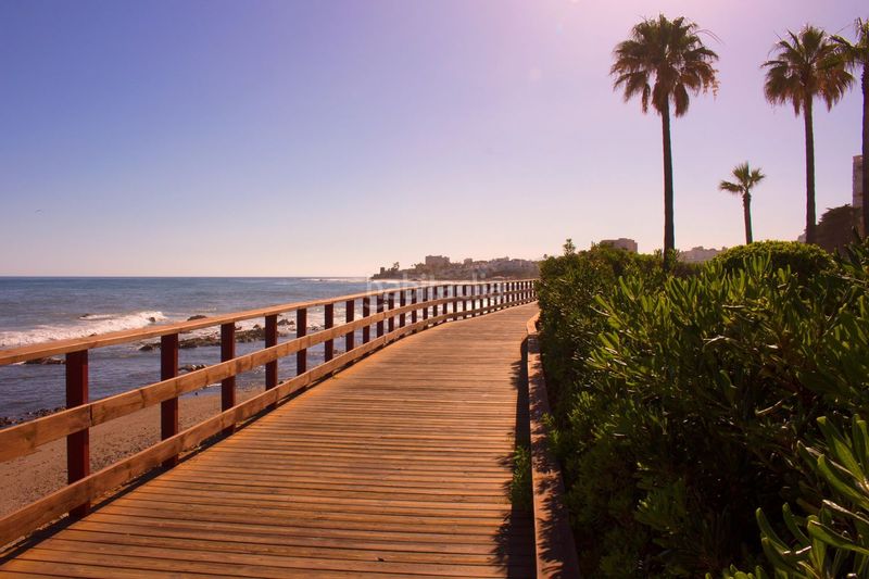Foto b676db75-b70c-45d7-a99d-4c1ac3c24b29. Apartament amb calefacció aparcament piscina a Las Flores Mijas