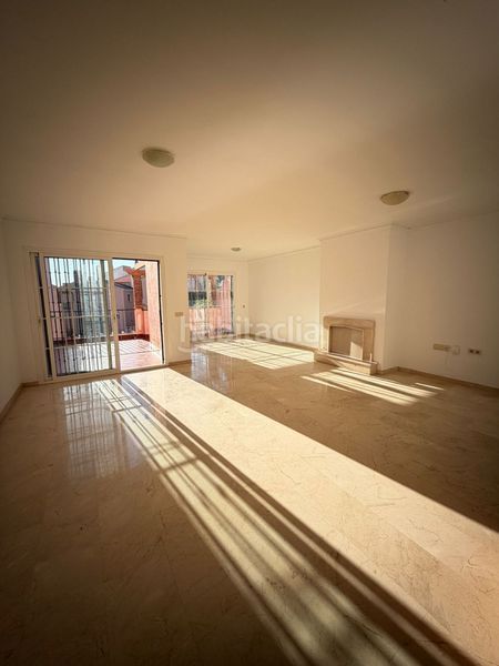 Foto 467535a0-0f7c-4c71-b22d-04fd213c3371. Casa adossada amb calefacció aparcament piscina a Mijas