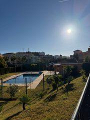 Maison jumelée à Riviera del Sol. Adosado en venta en riviera del sol, 4 dormitorios.