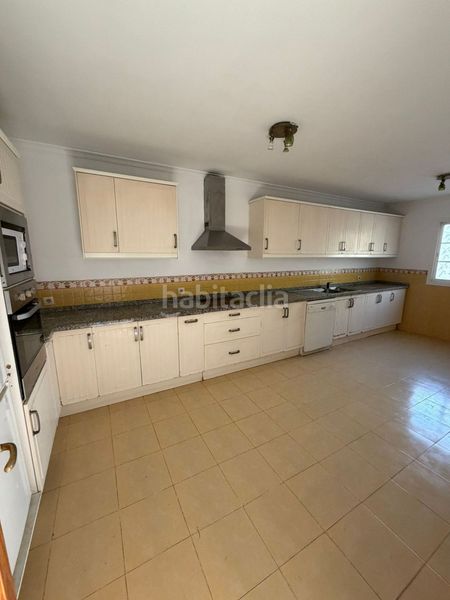 Foto a6d4e258-24a7-4624-8c1b-7421da3643f2. Casa adossada amb calefacció aparcament piscina a Mijas