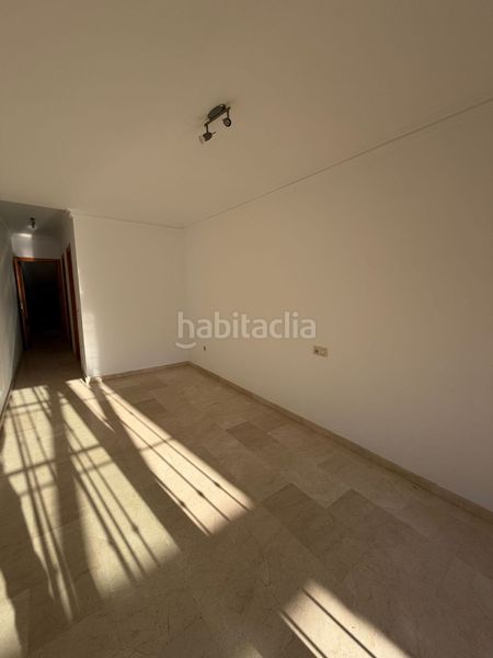 Foto c12936db-8334-45f7-800f-b1f4400c4bfc. Casa adossada amb calefacció aparcament piscina a Mijas