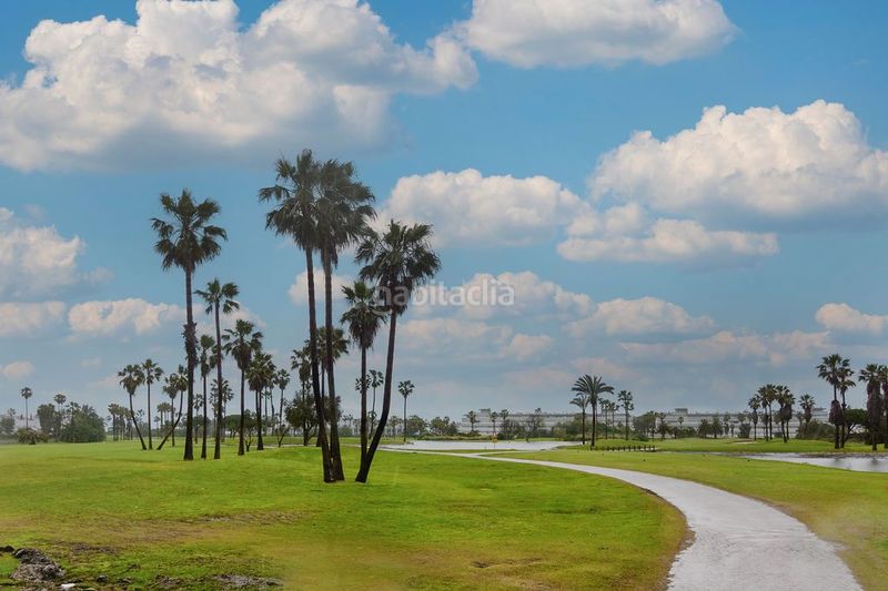 Foto 470cf412-f240-4aab-9022-b53c2ce4d56c. Aparcament cotxe a Costa Ballena Golf Rota