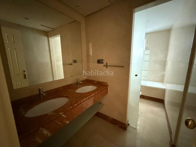Foto 5db4bea3-6525-49dd-8a97-79eff2113148. Pis amb calefacció piscina a Sierra Blanca Marbella