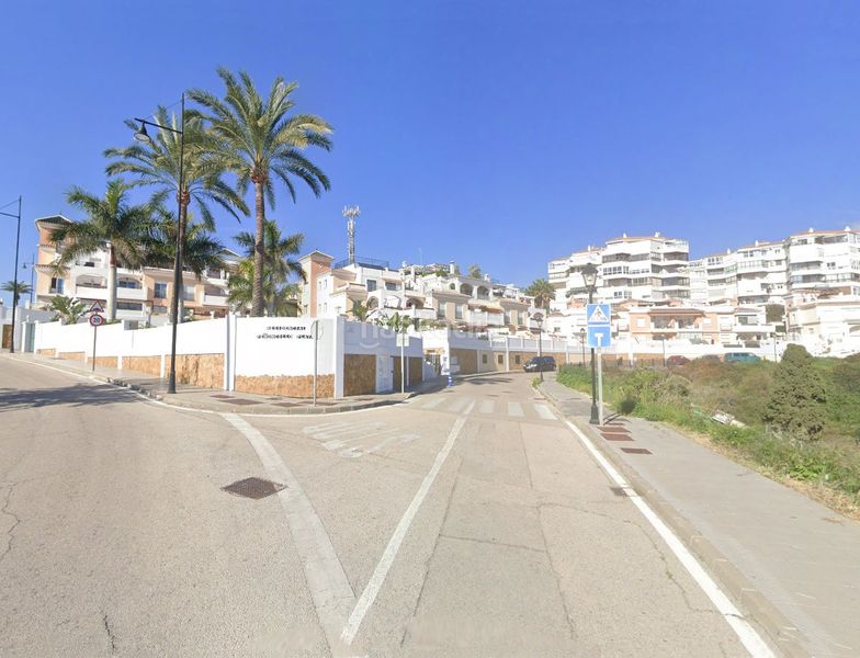 Foto 0cdc5463-82cc-4695-8603-ccbc465c67a8. Aparcament cotxe a El Peñoncillo Torrox