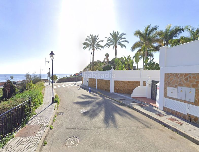 Foto 2ec5f3f2-e0ae-43be-aa10-072bdf008a89. Aparcament cotxe a El Peñoncillo Torrox