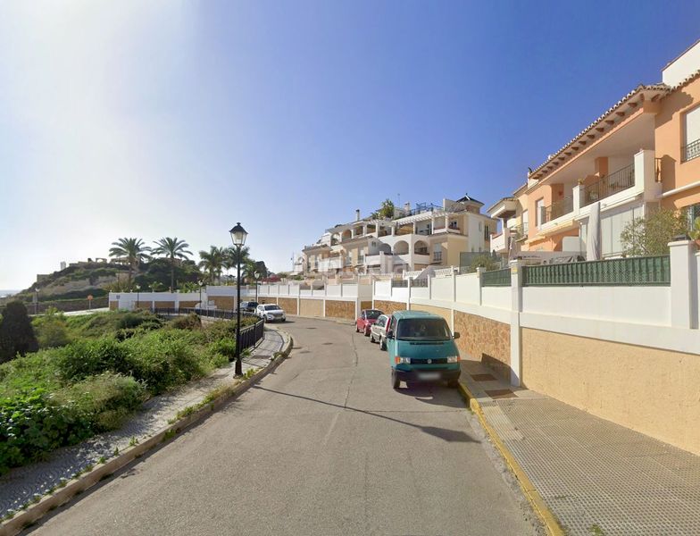 Foto bd5e113f-a271-4764-98a0-98a0beb8a710. Aparcament cotxe a El Peñoncillo Torrox