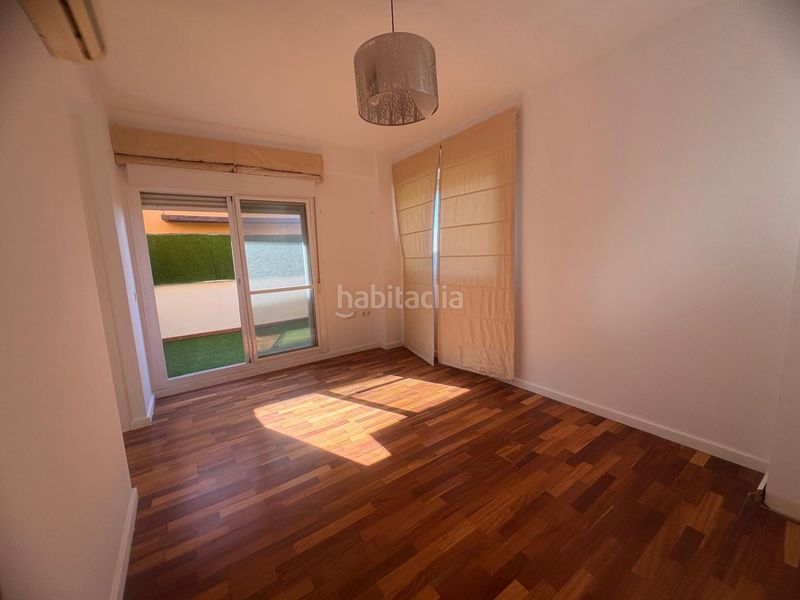 Foto 6a9163e4-d1e8-4e57-9c13-2e80fe5992ba. Casa adossada amb calefacció aparcament piscina a Mijas