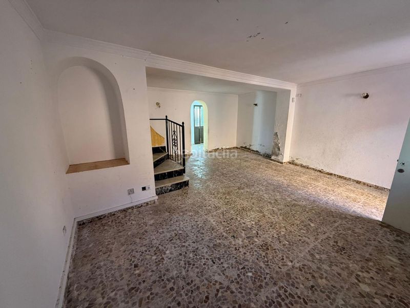 Foto 0080e1e4-9e91-4d57-b692-d77628658936. Casa amb calefacció a Puerto de la Duquesa Manilva
