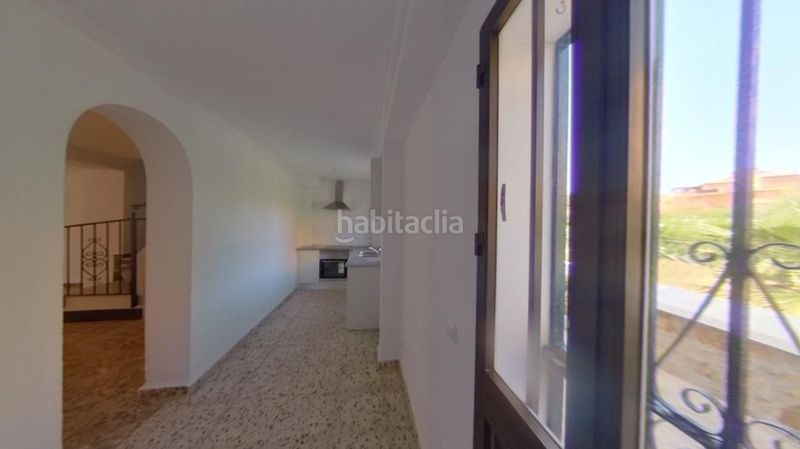 Foto 5e7ac336-8767-4136-9700-dbe6df70aada. Casa amb calefacció a Puerto de la Duquesa Manilva