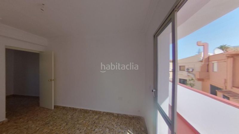 Foto 83af51d9-6b04-4ea8-9e23-47646690a92f. Casa amb calefacció a Puerto de la Duquesa Manilva