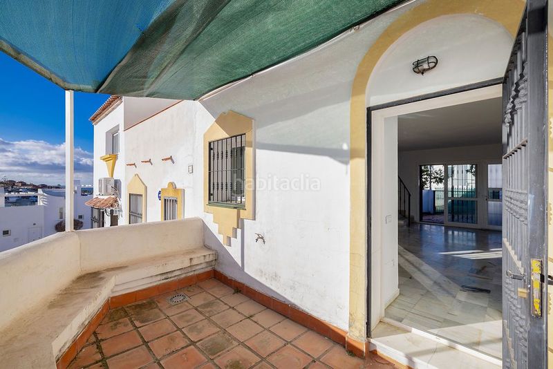 Foto 96ce92a2-3308-4140-9ded-f739c9dd4657. Dúplex amb calefacció aparcament piscina a reserva de Marbella Marbella