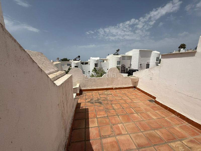 Foto c259b4d8-92f4-4faf-ba7c-d6b1abd72046. Dúplex amb calefacció aparcament piscina a reserva de Marbella Marbella