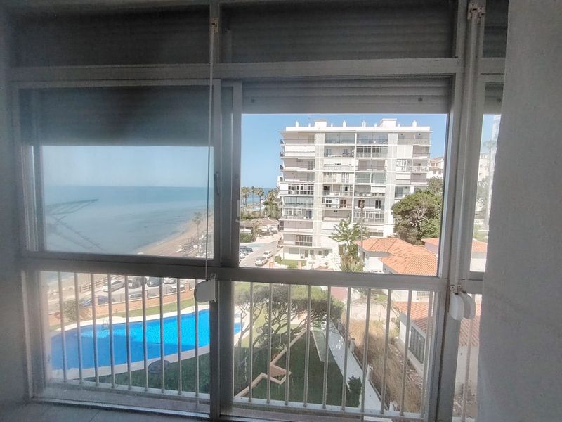 Foto 3d244eaf-c8b0-4aa8-b5d3-00abe02b428f. Apartament amb calefacció piscina a Calahonda Mijas