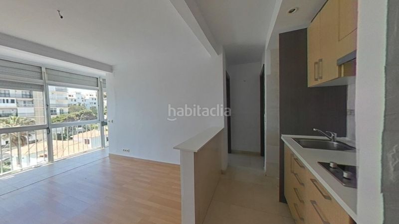 Foto 9aec96ad-f21c-4ace-b856-59086bcc12bb. Apartament amb calefacció piscina a Calahonda Mijas