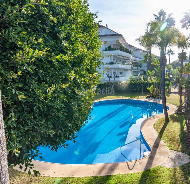 Foto 9d6dfd8d-9353-40f3-97a7-c65ec9a43666. Pis amb calefacció aparcament piscina a Guadalmina Baja Marbella