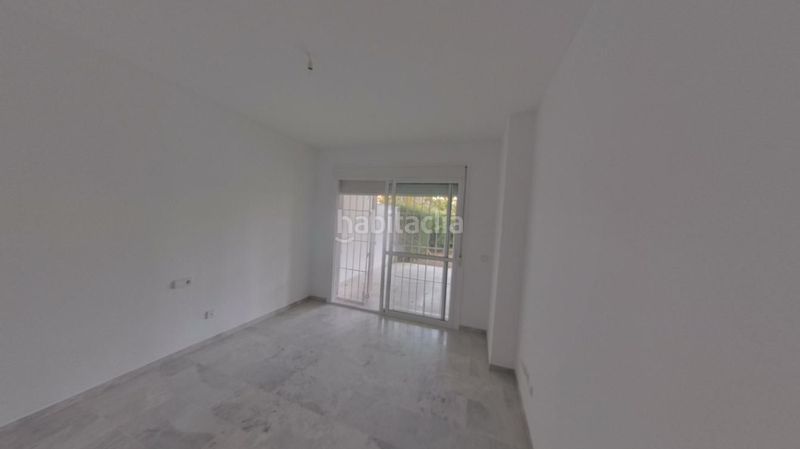 Foto b83848d4-4075-48ee-b4dd-1f888622ad71. Pis amb calefacció aparcament piscina a Guadalmina Baja Marbella