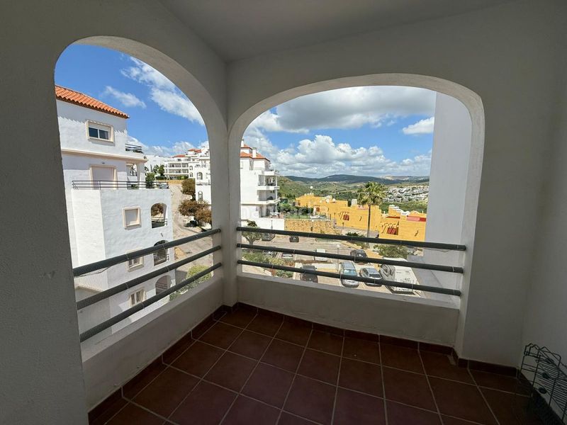Foto c08e3909-5a2c-4dd1-a4ca-48dab0609703. Àtic amb calefacció aparcament piscina a Alcorrín Manilva