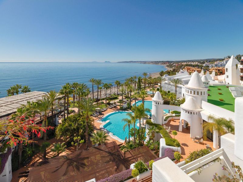 Foto a1035501-ce51-4976-8215-3a0df5a11ec3. Pis amb calefacció a puerto de Estepona Estepona