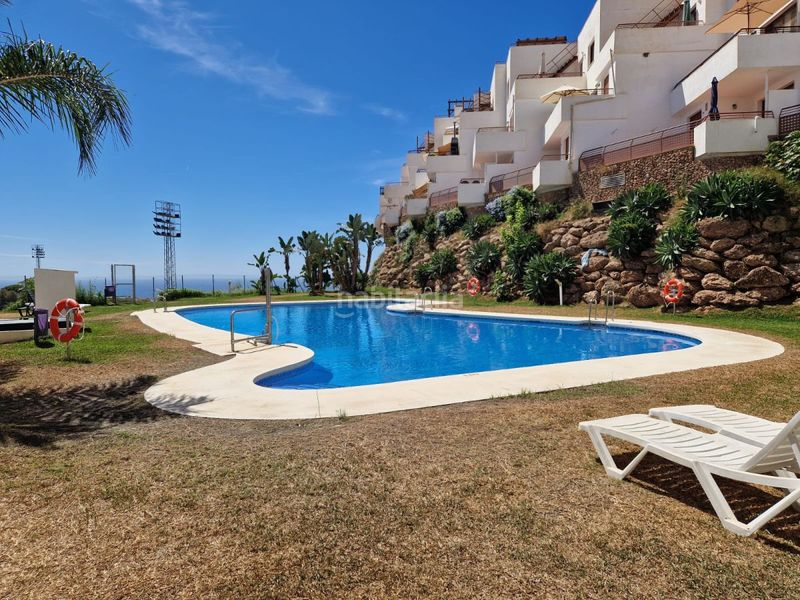 Foto 711a2d52-e7b0-47f8-9dc4-a656492a4ba4. Pis amb calefacció piscina a Almijara Nerja