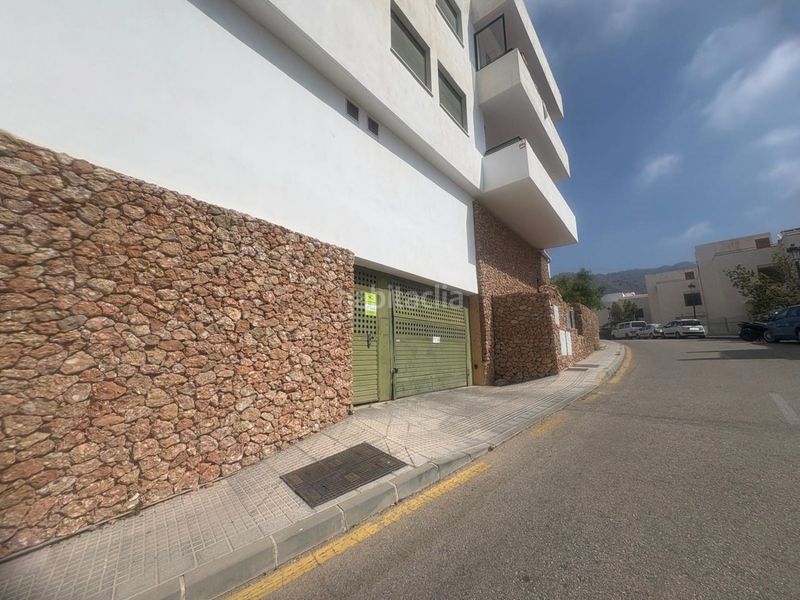 Foto f4b86059-7a8a-489e-8485-ca03b5d07d3b. Pis amb calefacció piscina a Almijara Nerja