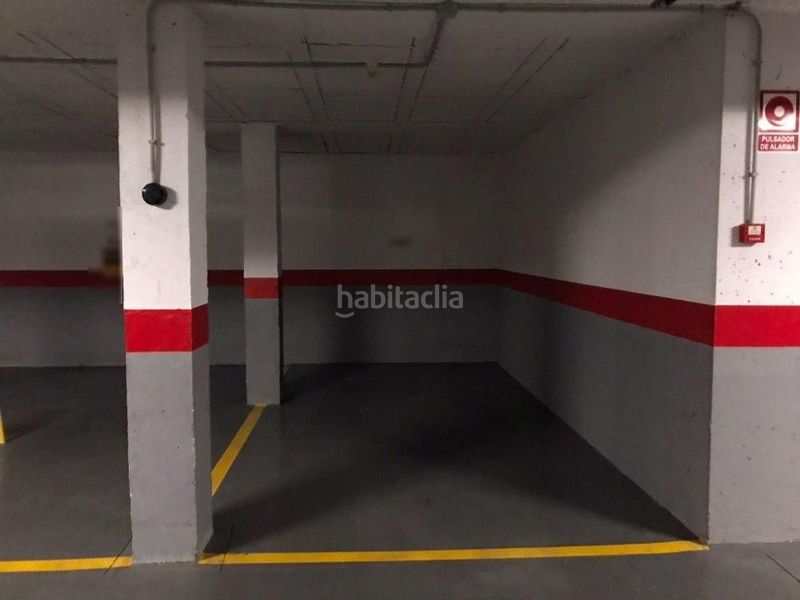 Foto 4a5d5585-a17e-4fce-943d-544cd0a24a73. Aparcament cotxe a Calahonda Mijas