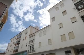 Pis a Centro. Piso en venta en estepona, 3 dormitorios.