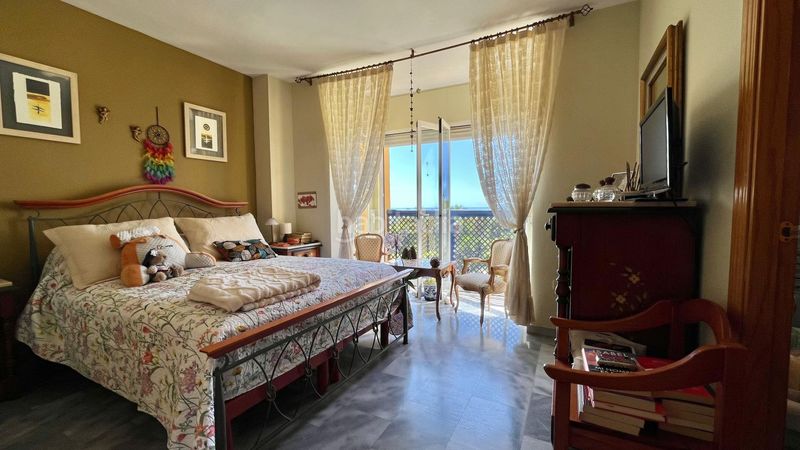 Foto c85eedb1-6656-4fb3-8286-58bfc42dc968. Apartament amb calefacció aparcament piscina a Parque de la Paloma Benalmádena