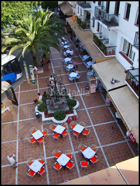 Foto b7a9783a-19dc-4398-b9e7-0b2c4b11f93c. Pis amb calefacció aparcament piscina a Calahonda Mijas