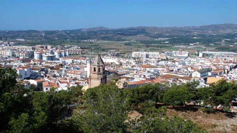 Foto 0d7b6a94-f33b-4912-a679-0a008da90759. Pis amb calefacció aparcament piscina a Camino Viejo de Málaga Vélez - Málaga