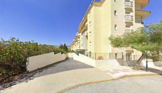 Parking voiture à La Cala Mijas. Garaje en venta en mijas.