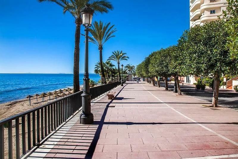 Foto 338b09e0-2407-4693-98d1-fda18e0c6660. Apartament amb calefacció aparcament piscina a Alto de los Monteros Marbella