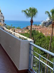 Rent Apartment in Zona Centro Comercial Torrequebrada. Apartamento en alquiler en torrequebrada, 3 dormitorios.