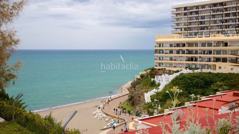Foto 1284271f-0a5d-4edc-910a-fb4ff34766c1. Pis amb calefacció aparcament piscina a La Carihuela - Los Nidos Torremolinos