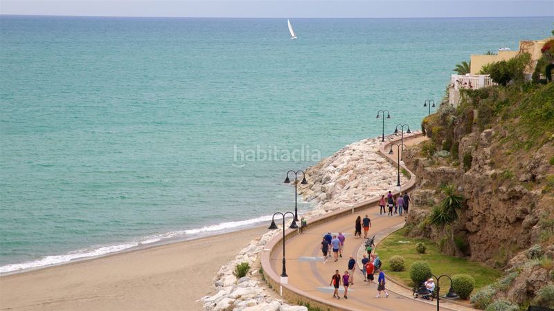 Foto ebb9fee8-16de-40ed-a3f5-c6706a364cb5. Pis amb calefacció aparcament piscina a La Carihuela - Los Nidos Torremolinos