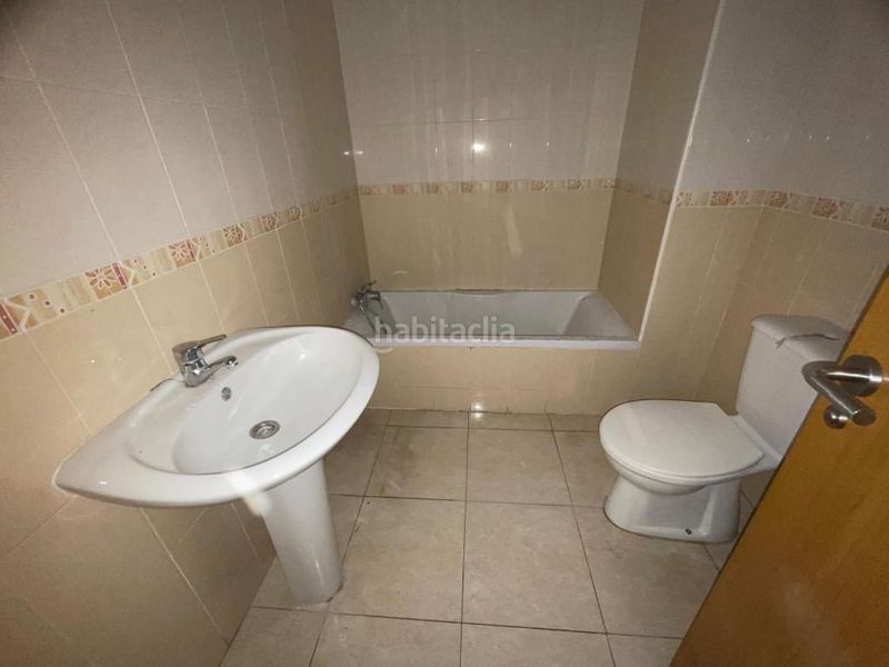 Foto df0ba01e-63cb-4db2-a31b-ce48350e7a59. Pis amb calefacció aparcament a San Luis de Sabinillas Manilva