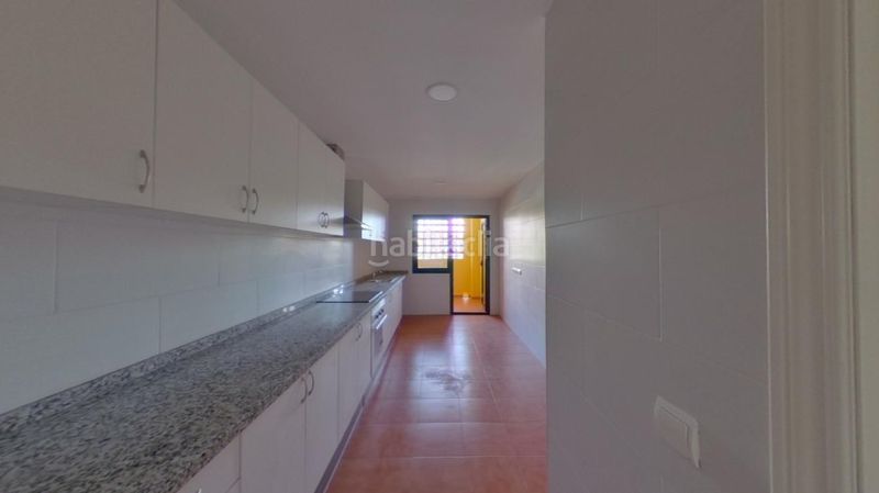 Foto f2e00e0d-d78f-4480-add8-a3c5471e24fb. Pis amb calefacció aparcament piscina a Nueva Alcántara Marbella