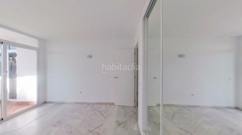 Foto c36151fa-e47e-4715-9892-c023ba587302. Pis amb calefacció piscina a Calahonda Mijas
