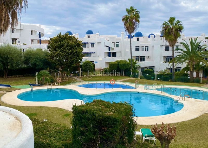 Foto e7ed6286-0c49-4a47-9823-b03c4ec3e553. Pis amb calefacció piscina a Calahonda Mijas