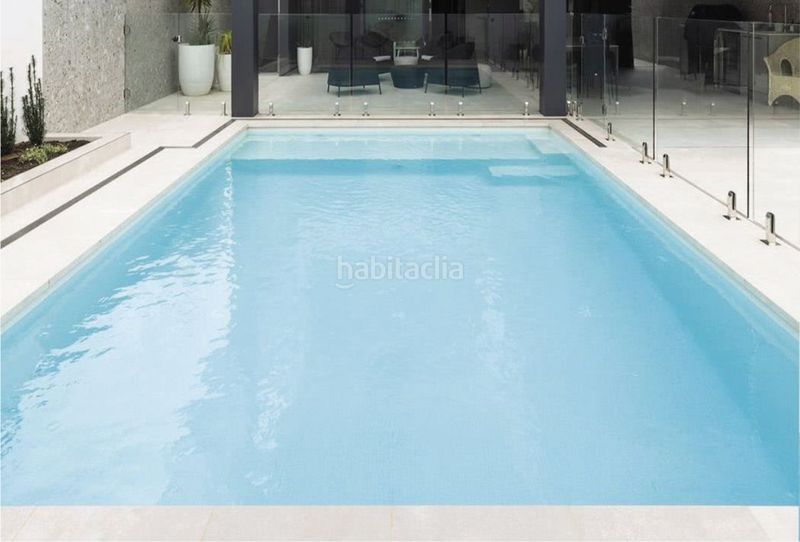 Foto 7290e12e-c236-4a5a-a9f3-30f0ed451e80. Apartament amb calefacció aparcament piscina a Cancelada Estepona