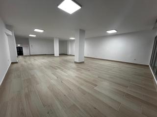 Lloguer Local Comercial a Avenida de las gaviotas 9